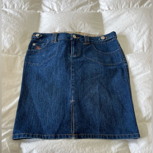 Burberry London Blue Label Blue Denim Skirt Size 38 (US 8).